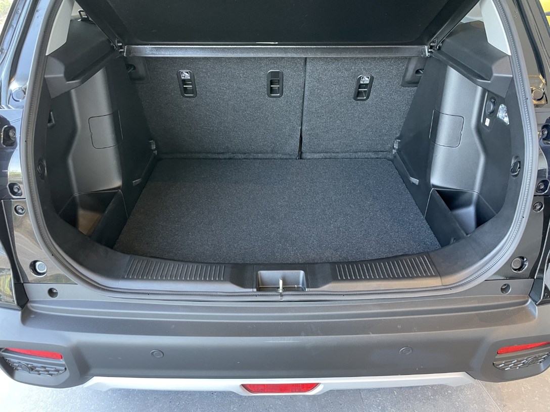 1662591-S CROSS - 41-min.jpeg