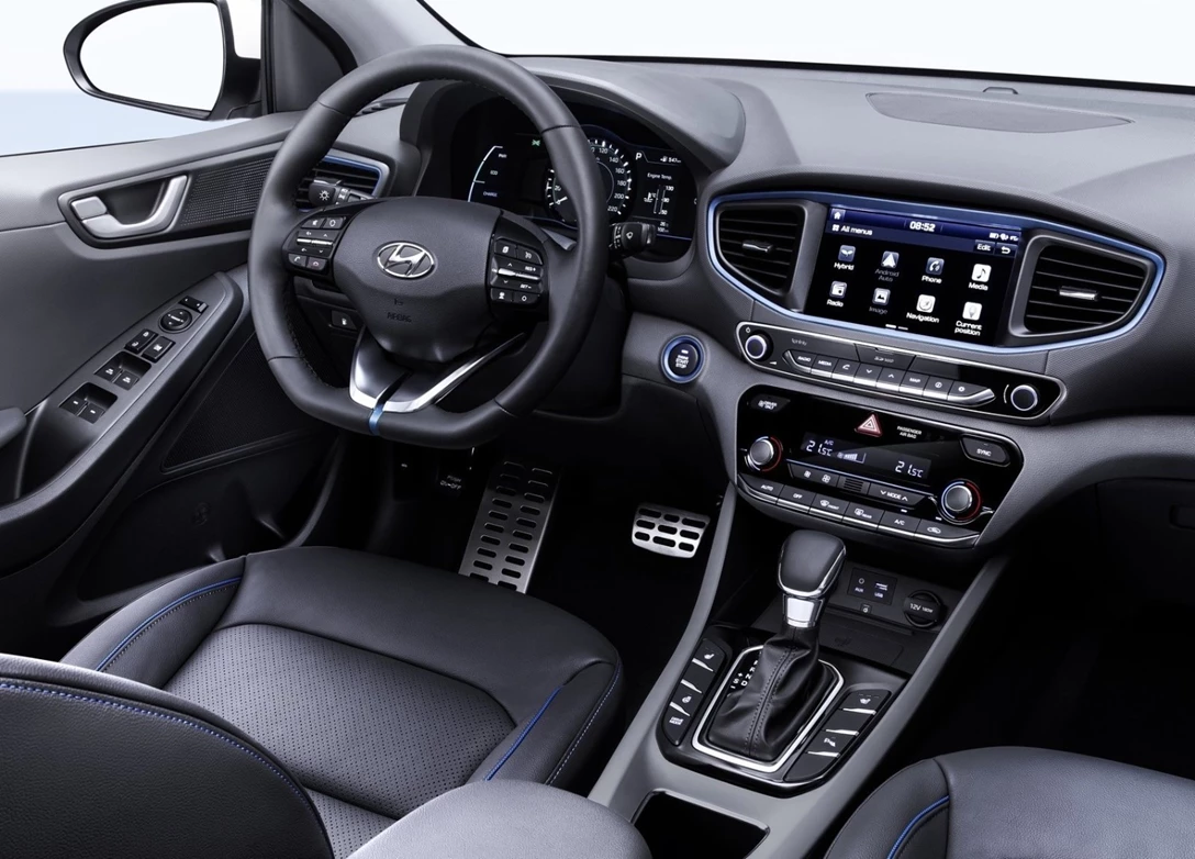 1652061-Hyundai-Ioniq-2019-05.jpg