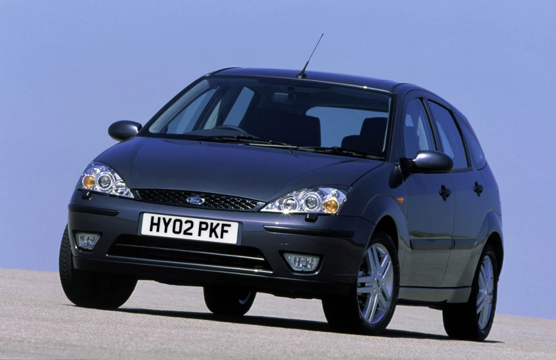 1603105-Ford-Focus-2000-2005-1.jpg