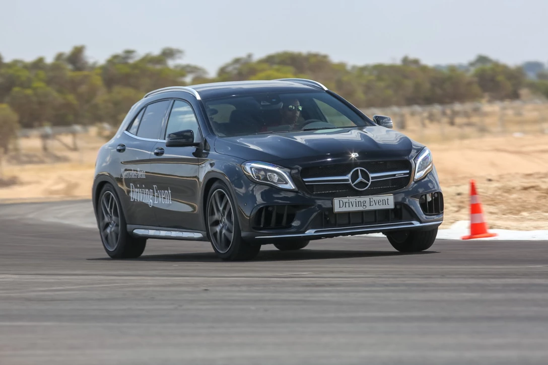 1595883-אירוע נהיגה מרצדס AMG מסלול שדה תימן 2018 (6).jpg