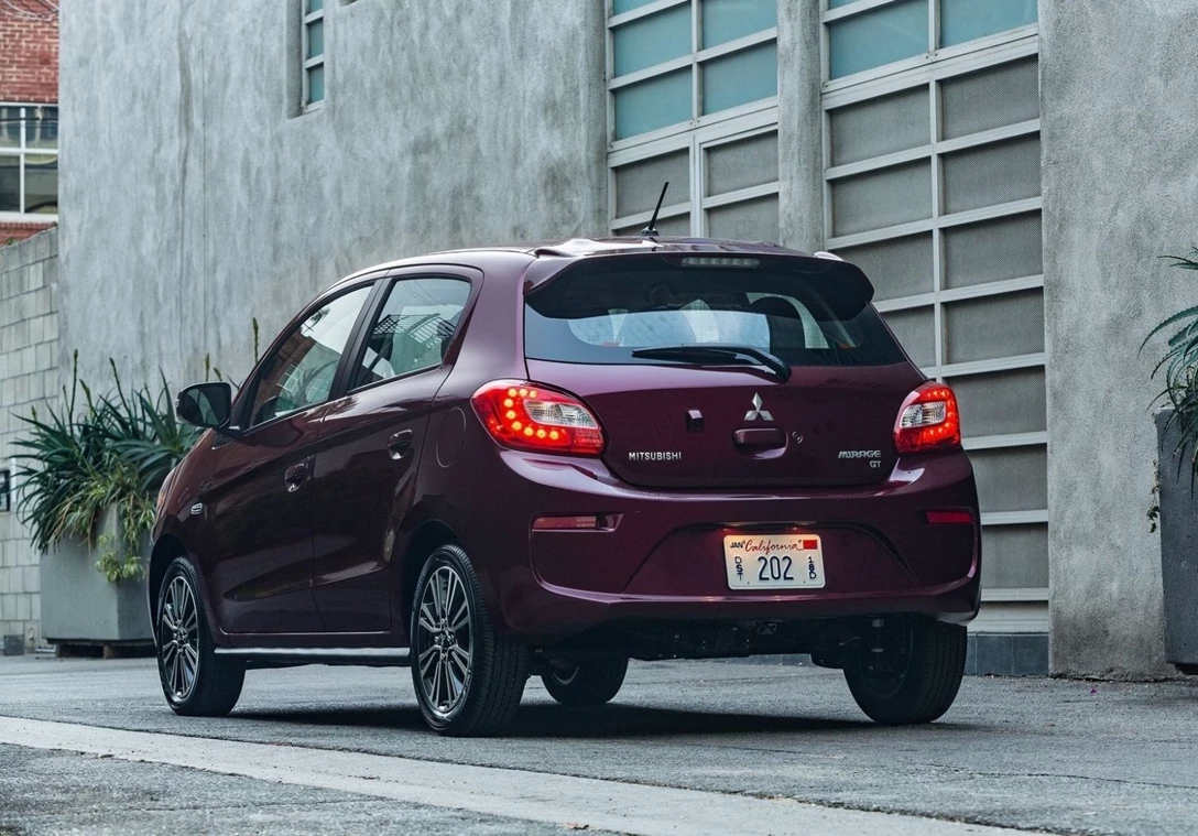 1643311-Mitsubishi_Space Star-2017-02.jpg