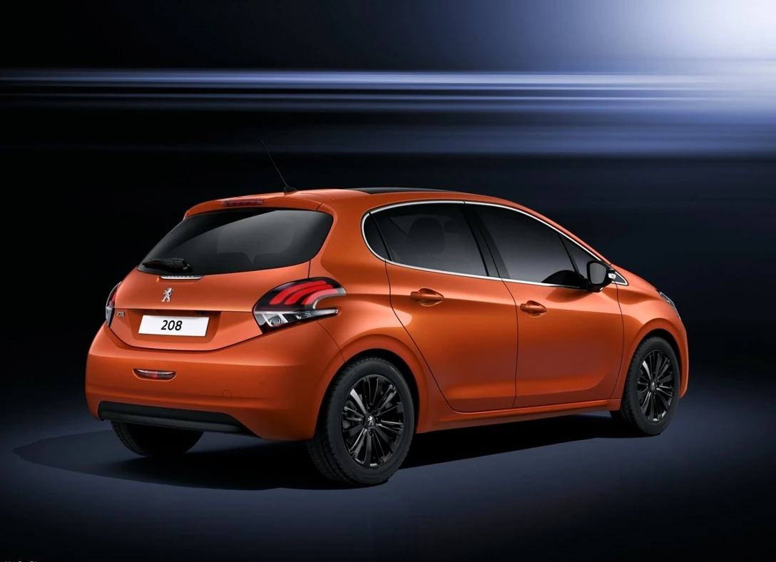 1641925-Peugeot-208-2018-03.jpg
