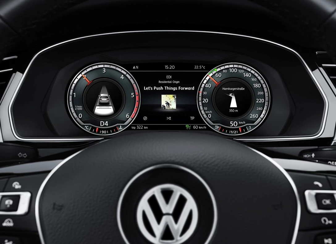 1666754-Volkswagen-Passat-2018-06.jpg