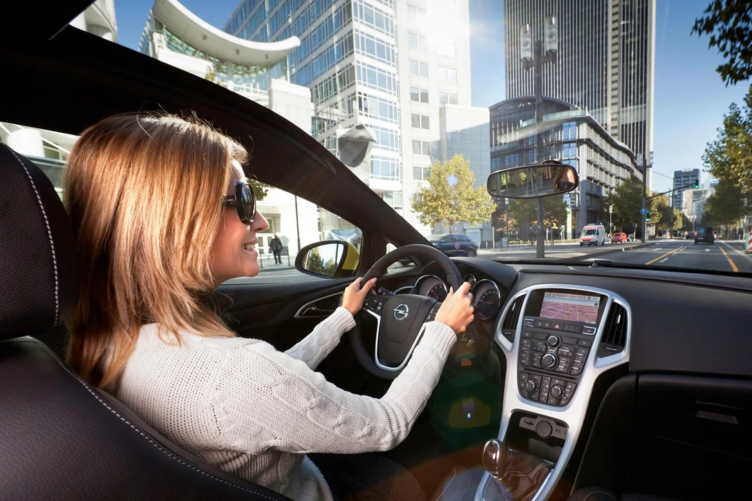 1632266-אופל אסטרה GTC (5).jpg