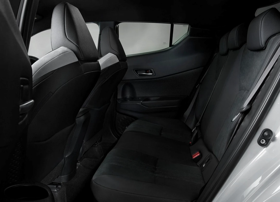 1673409-Toyota-C-HR_US-Version-2023-07.jpg