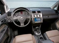 1690489-Volkswagen-Touran-2010-16.jpg