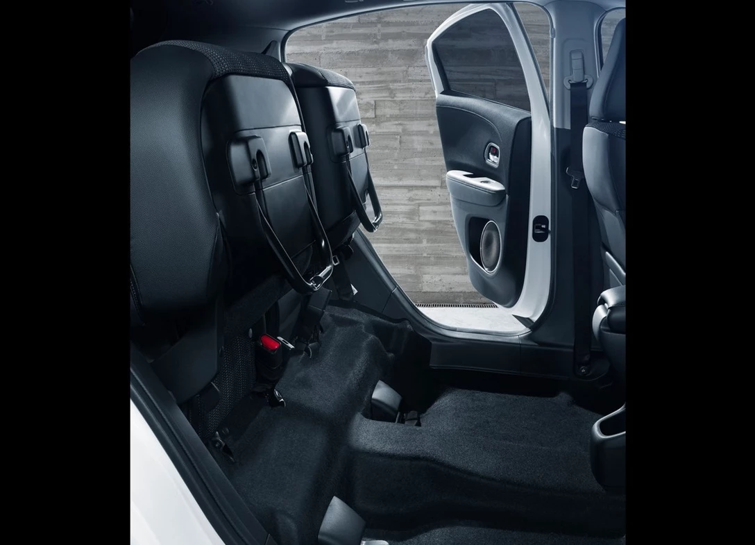 1645261-Honda-HR-V_EU-2016 (48).jpg