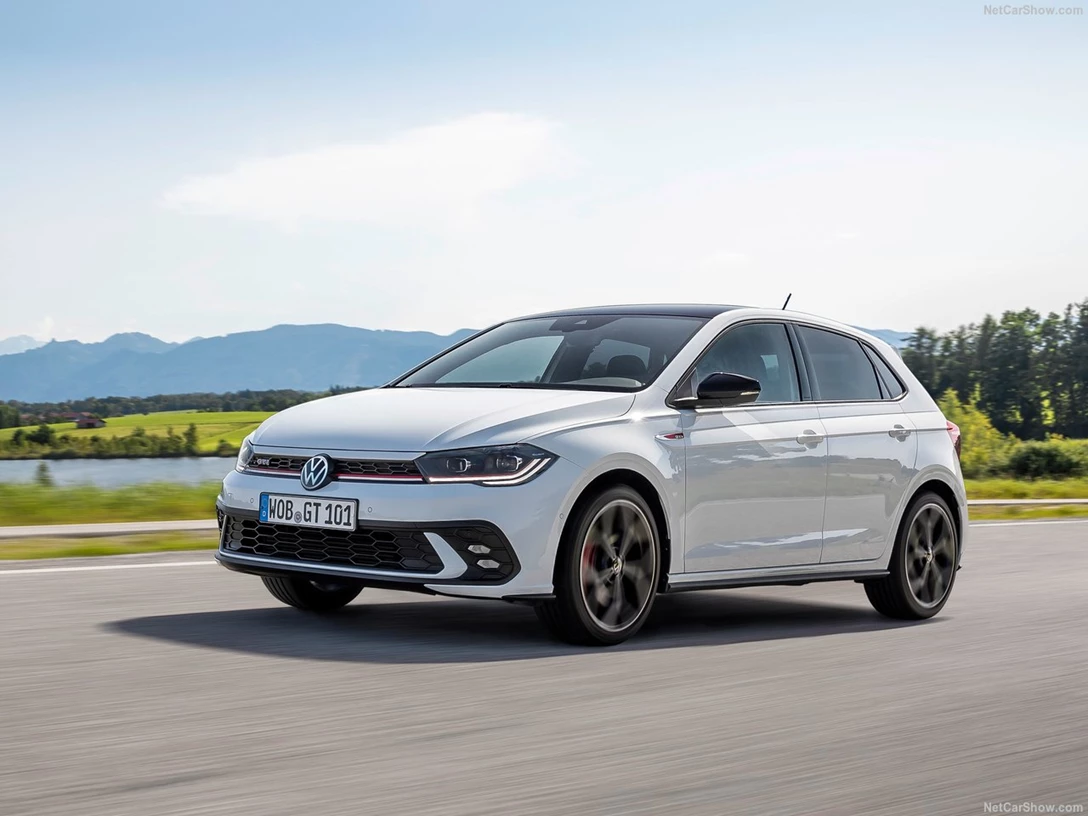 1663975-Volkswagen-Polo_GTI-2022-1280-04.jpg