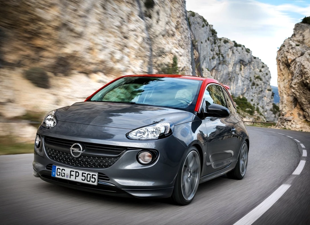 1658926-Opel-Adam-2017-07.jpg
