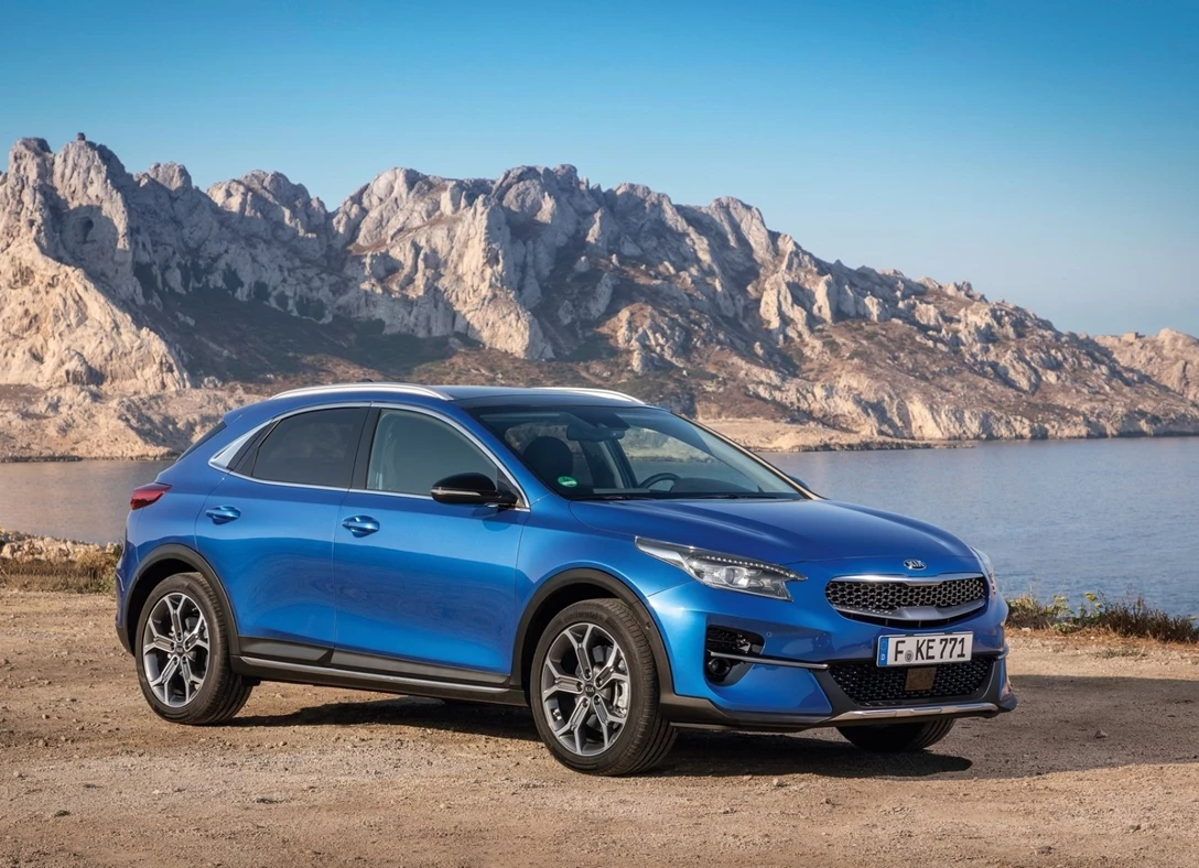 1656229-Kia-XCeed-2022-01.jpg