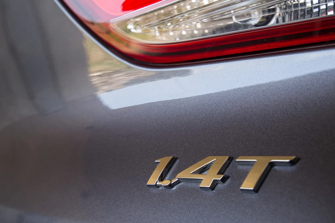 1596918-יונדאי i30 מבחן דרכים אילן קליין (7).jpg