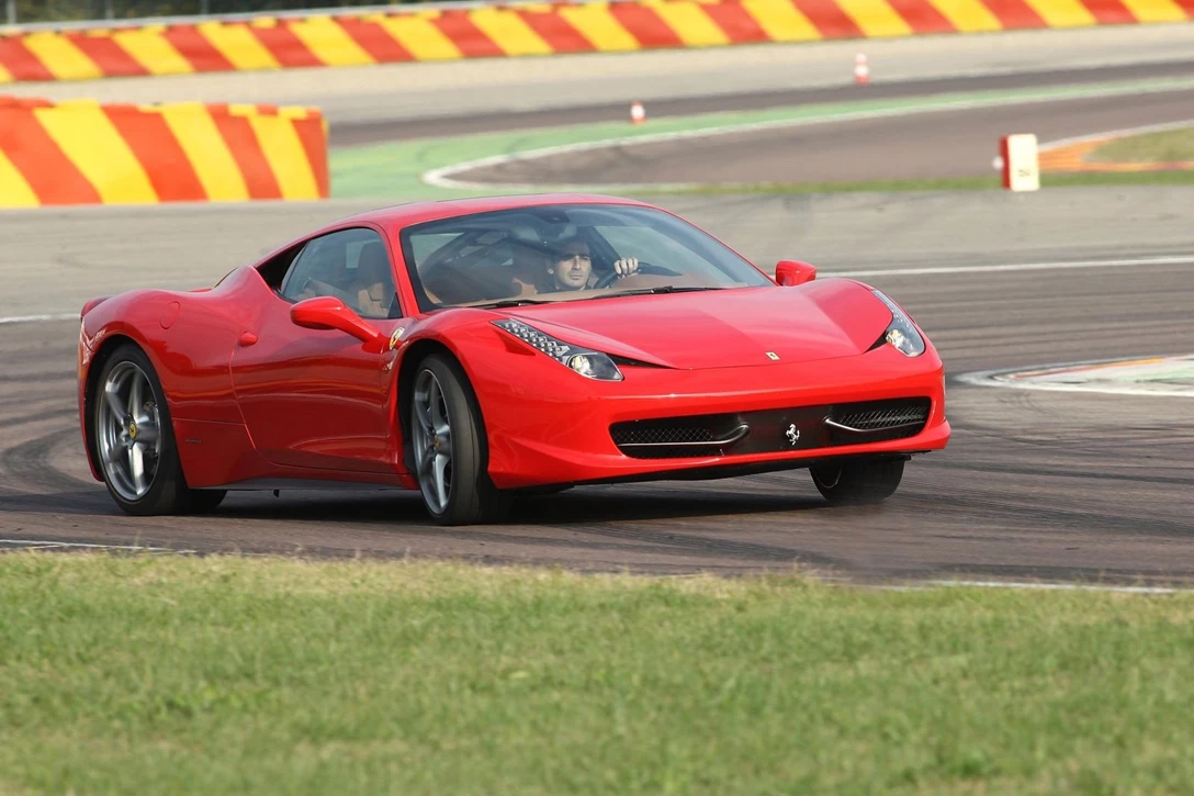 פרארי 458 איטליה