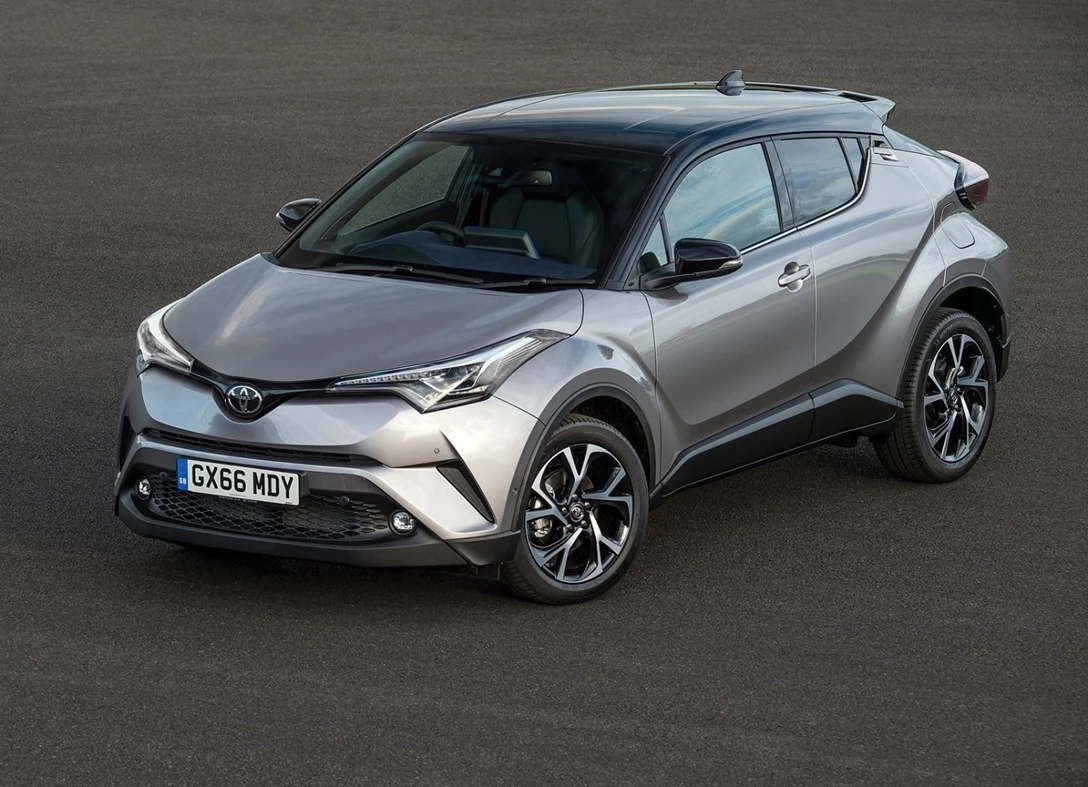 1638287-Toyota-C-HR-2017-03.jpg