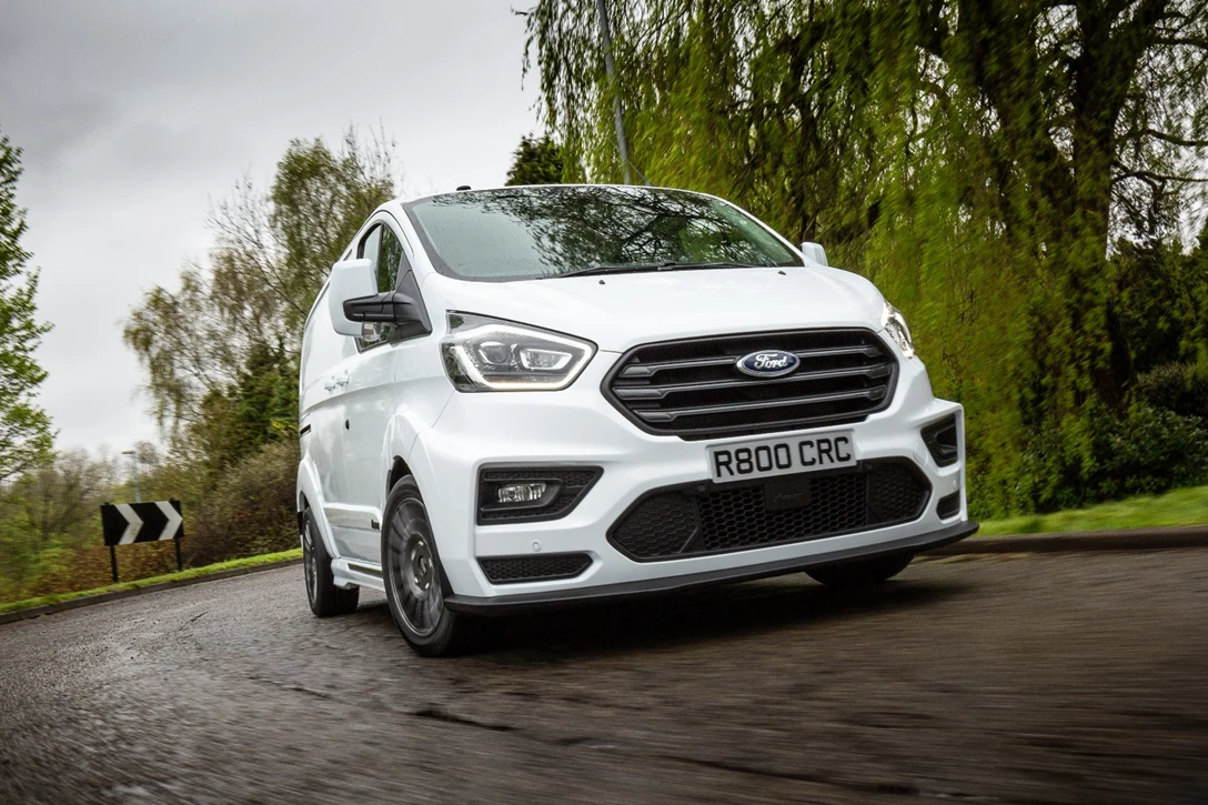 1595200-MS-RT Transit Custom-77.jpg