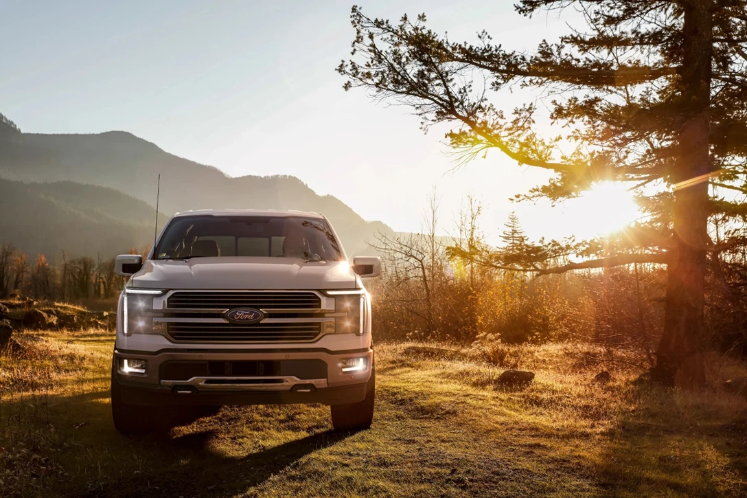 1688204-f-150-king-ranch-exterior-2342x1562.jpg