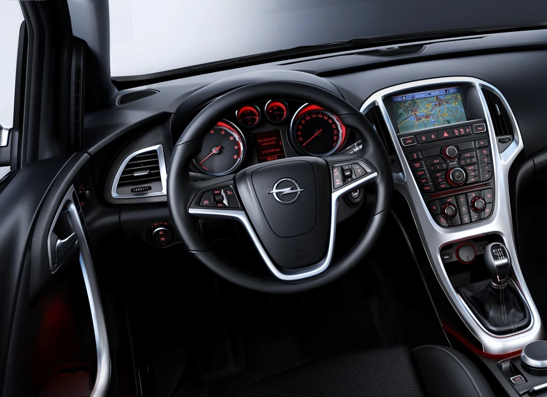 1658015-Opel-Astra-2014-05.jpg