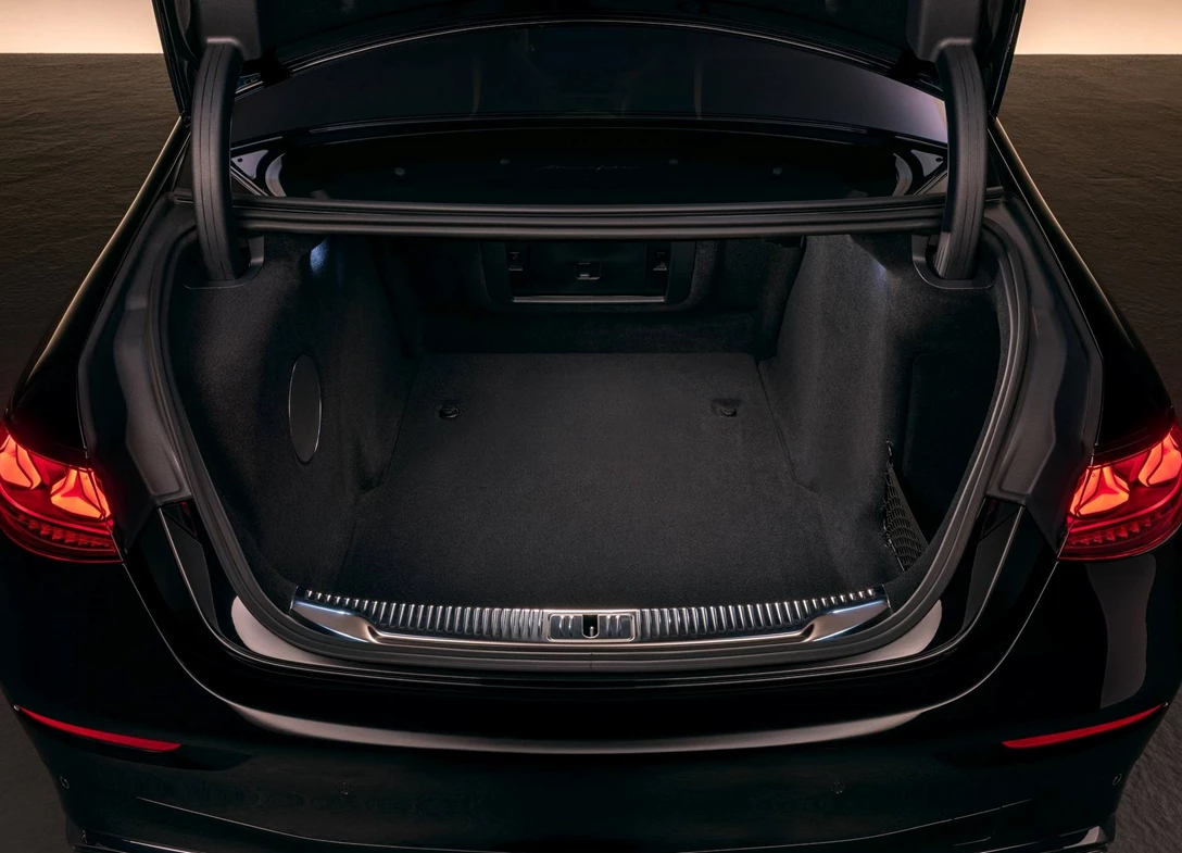 Mercedes-Benz-S-Class-2026-11.jpg