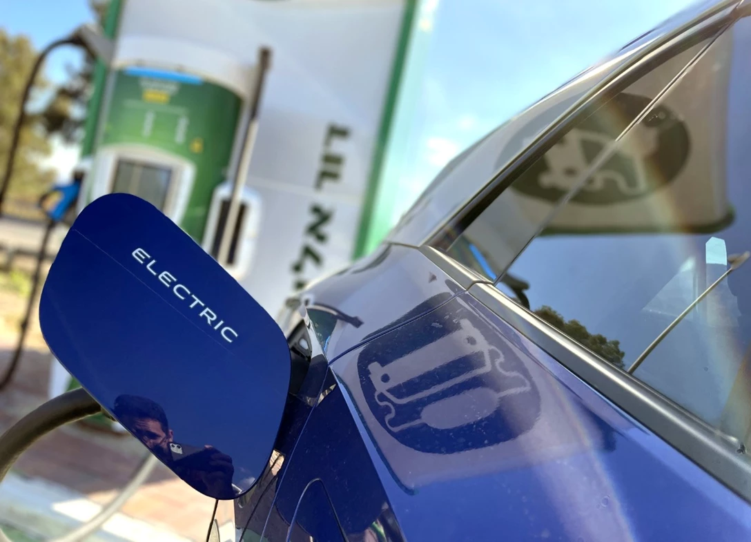 1706330-Volkswagen-ID (13).jpg