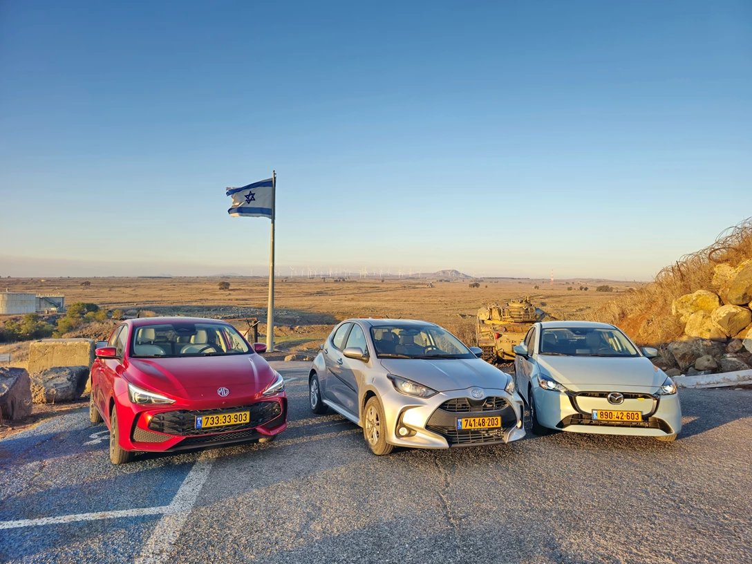 1706042-yarismazda (37).jpg