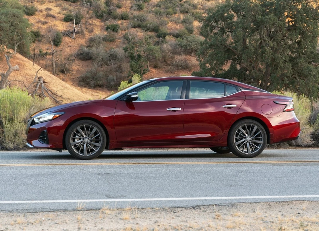 1663014-Nissan-Maxima-2019-01.jpg