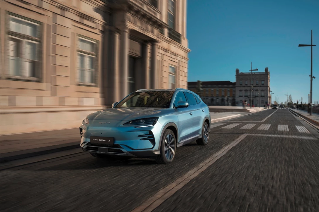 1692772-BYD-SEAL-U-in-Portugal-Capital-City-Lisbon.jpg