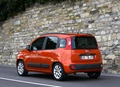 1690022-Fiat-Panda-2018-03.jpg