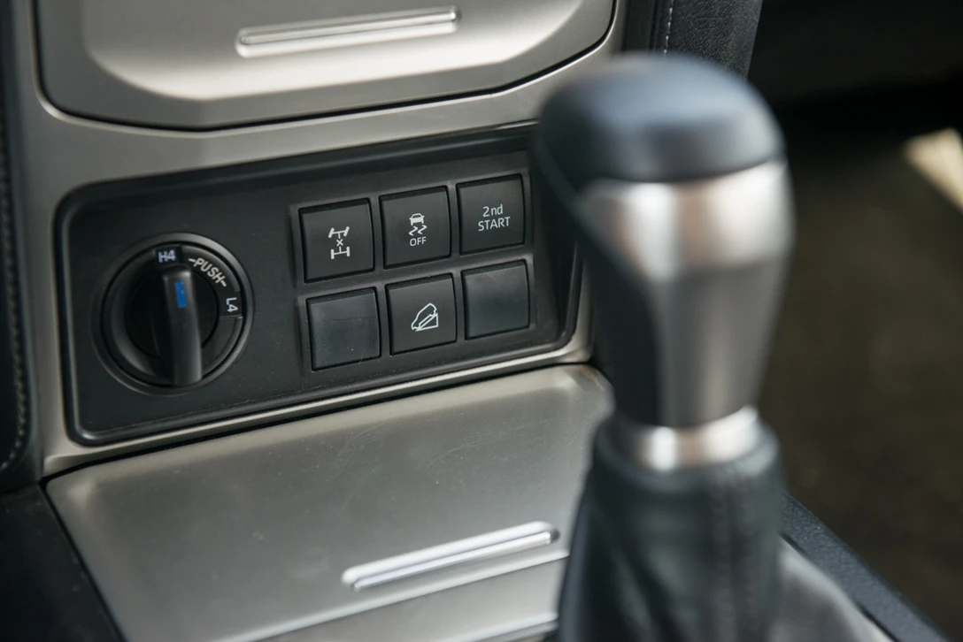 1600557-BBY BENNY DOUTSH (14).jpg