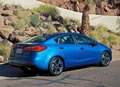 1650885-Kia-Forte-2017-04.jpg