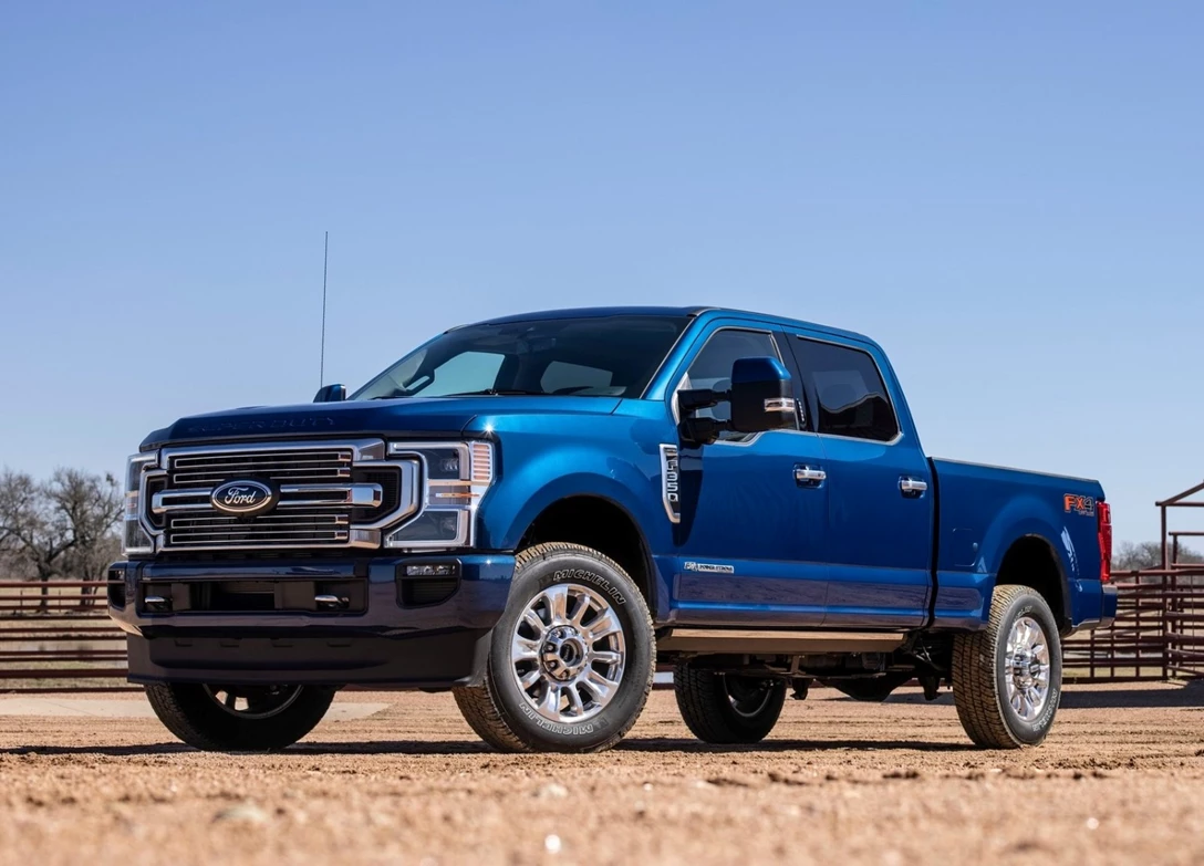 1683369-Ford-F-Series_Super_Duty-2023-04.jpg