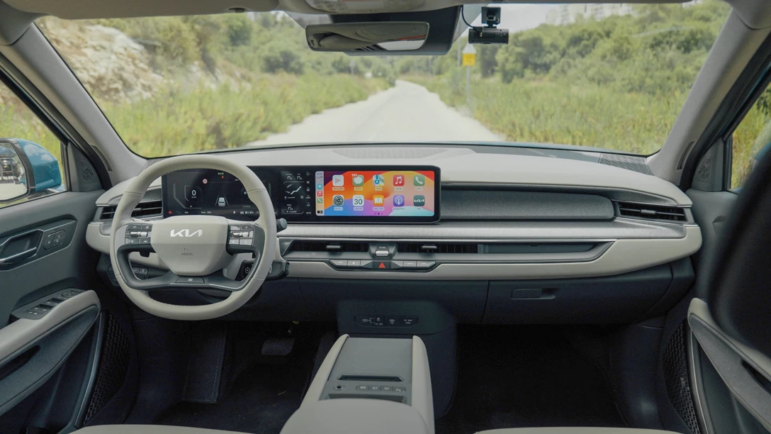 1698877-KIA EV9 2024.01_32_10_10.Still078-min.jpg