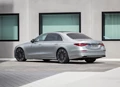 1655493-Mercedes-Benz-S-Class-2022-04.jpg