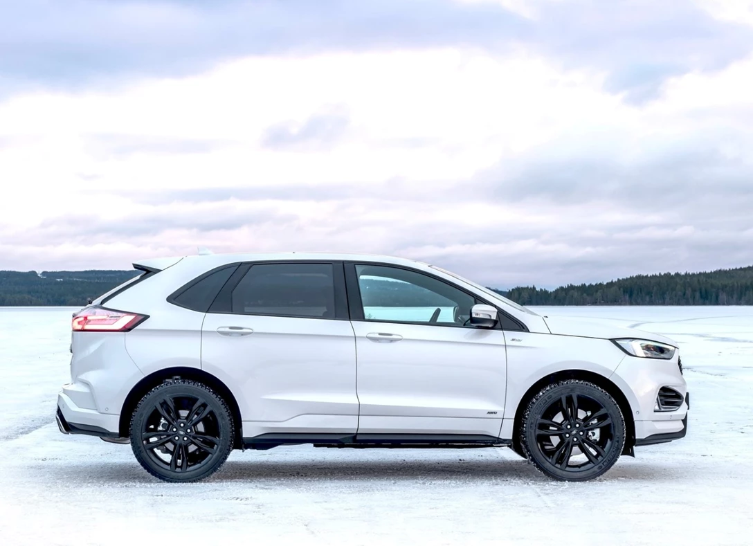 1672541-Ford-Edge_EU-Version-2022-03.jpg