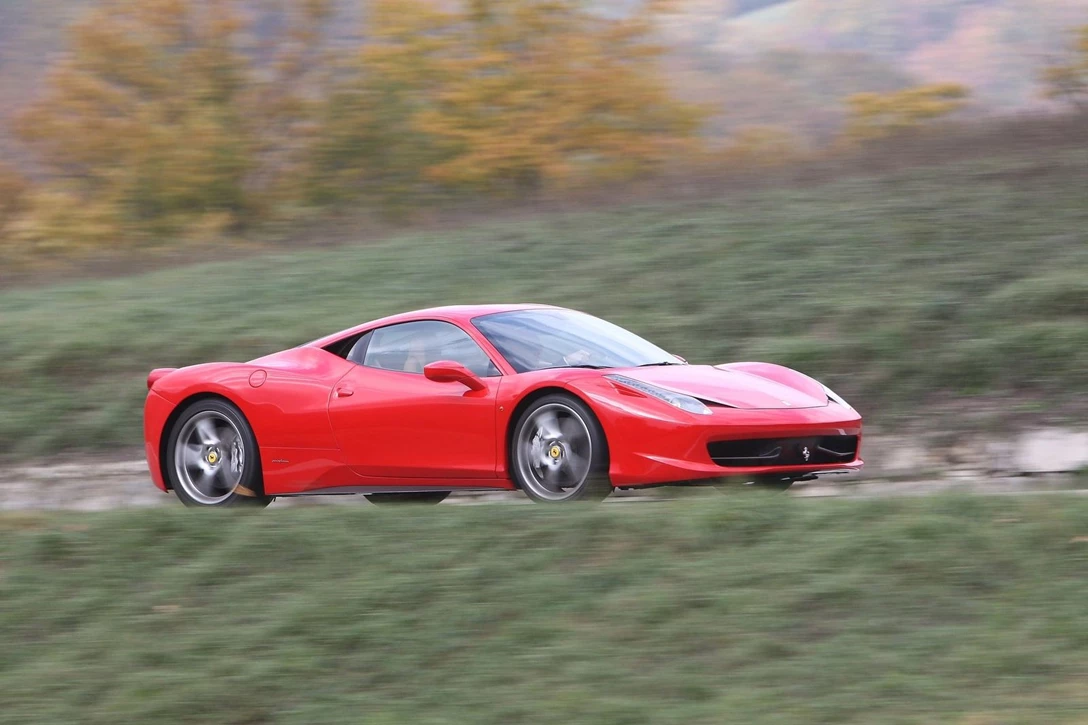 פרארי 458 איטליה