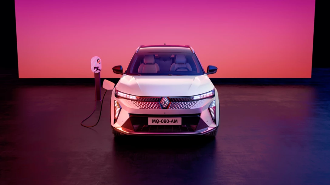 1708061-Scenic E-Tech electric (2).jpg