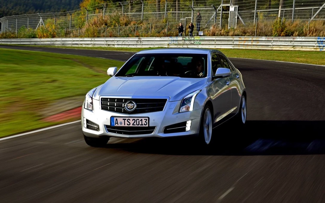 1696361-Cadillac-ATS-2013-1280-3a.jpg