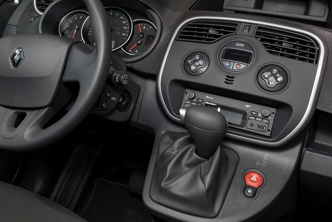 1599819-רנו קנגו (10).jpg