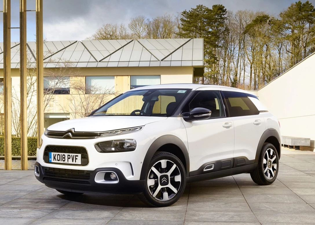 1647999-Citroen-C4_Cactus-2020-01.jpg