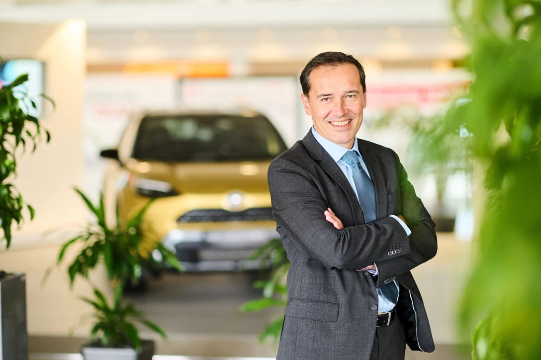 1694376-TOM FUX-min.jpg