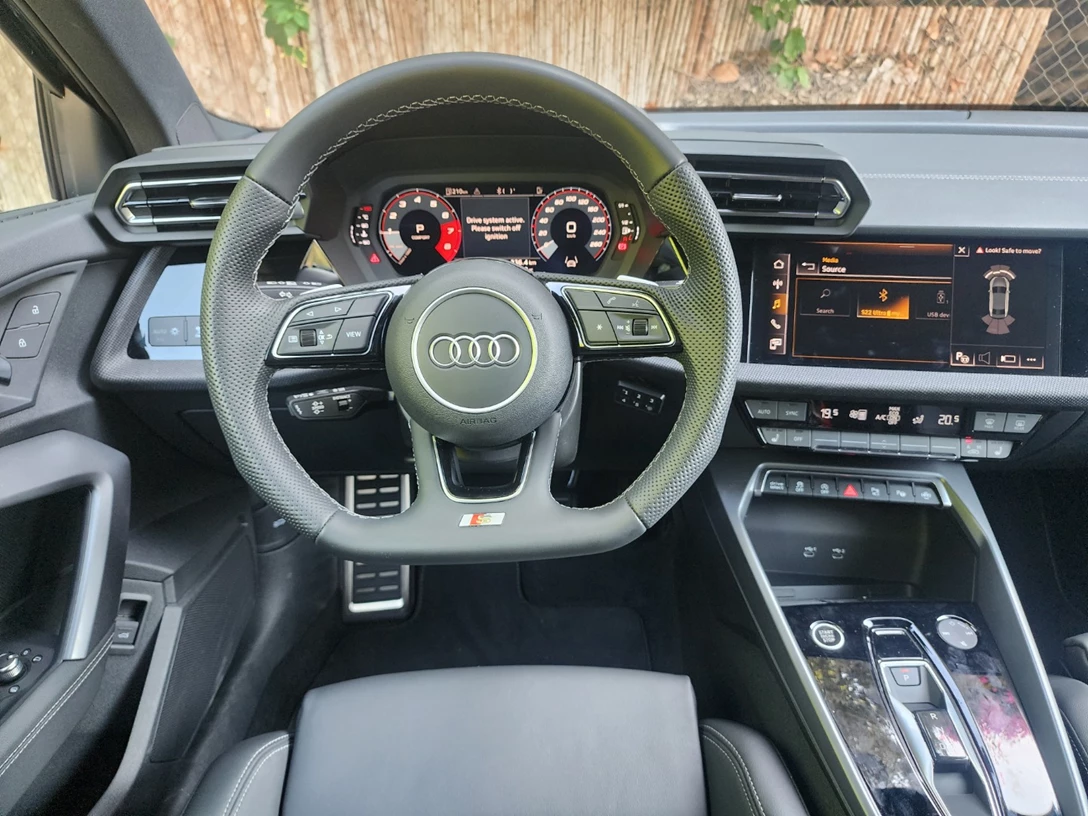 1702066-A3AUDI (23).jpg