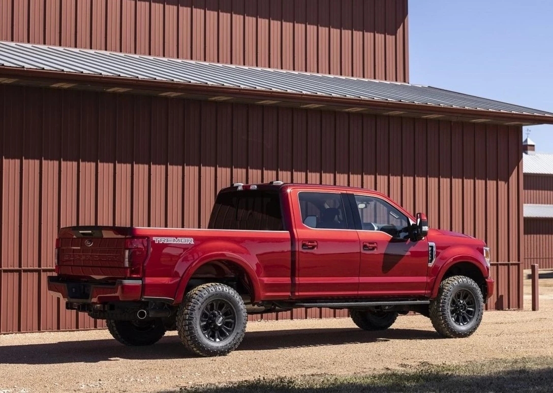1663881-Ford-F-250-03.jpg
