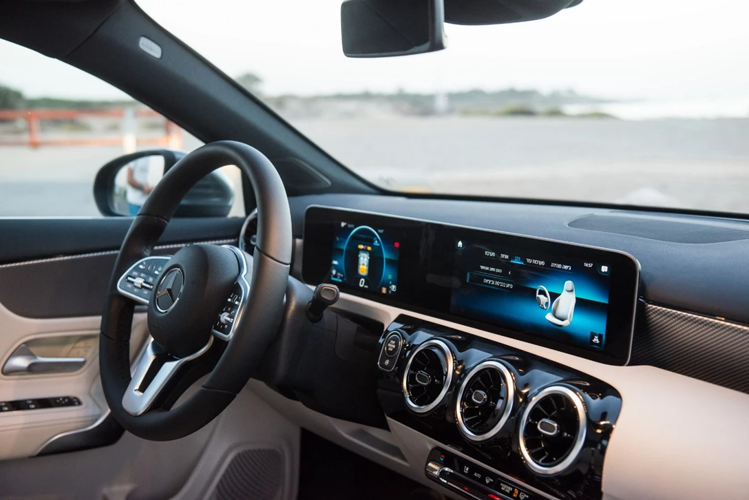 1614480-מרצדס A קלאס מבחן דרכים (15).jpg