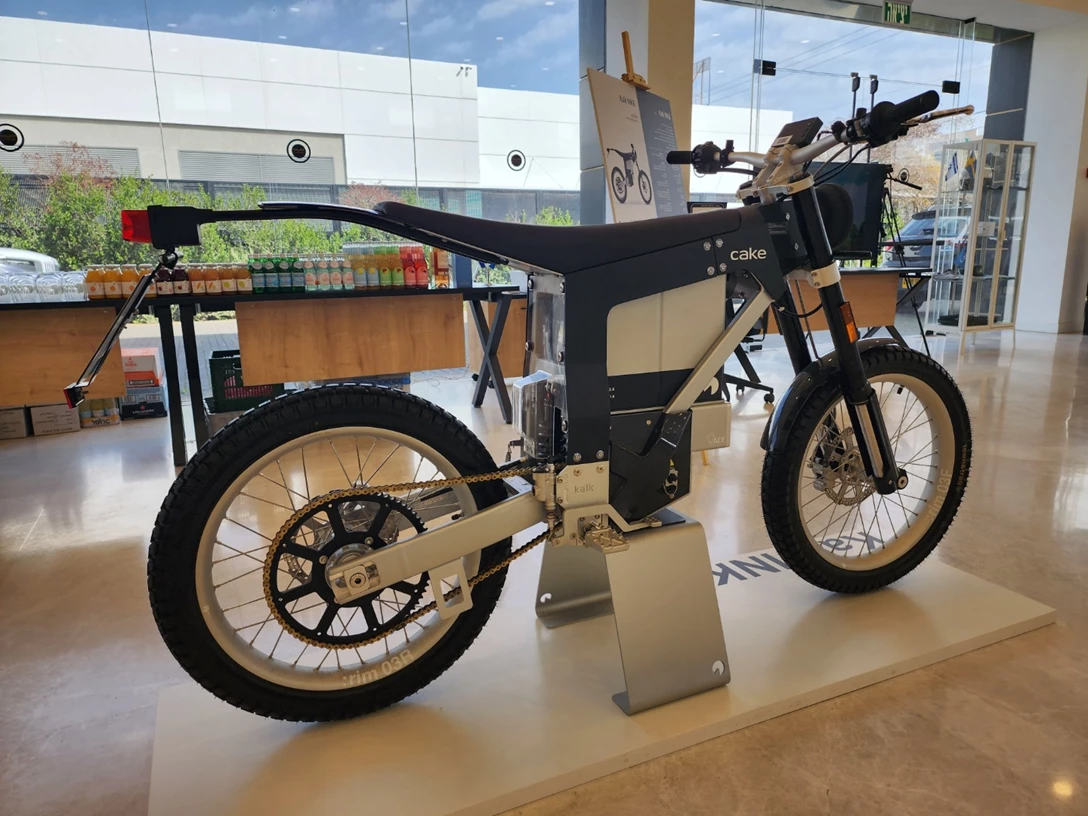 1679199-CAKE צילום איתמר רותם (9).jpg