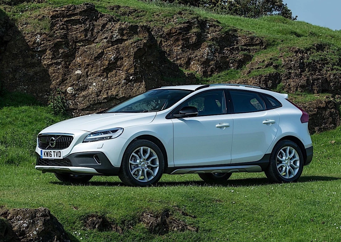 1663790-Volvo-V40_Cross_Country-2018-01.jpg