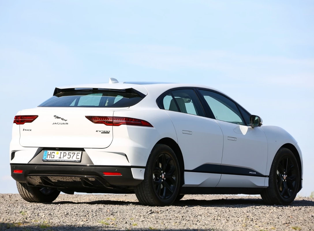 1661674-Jaguar-I-Pace-2019-03.jpg