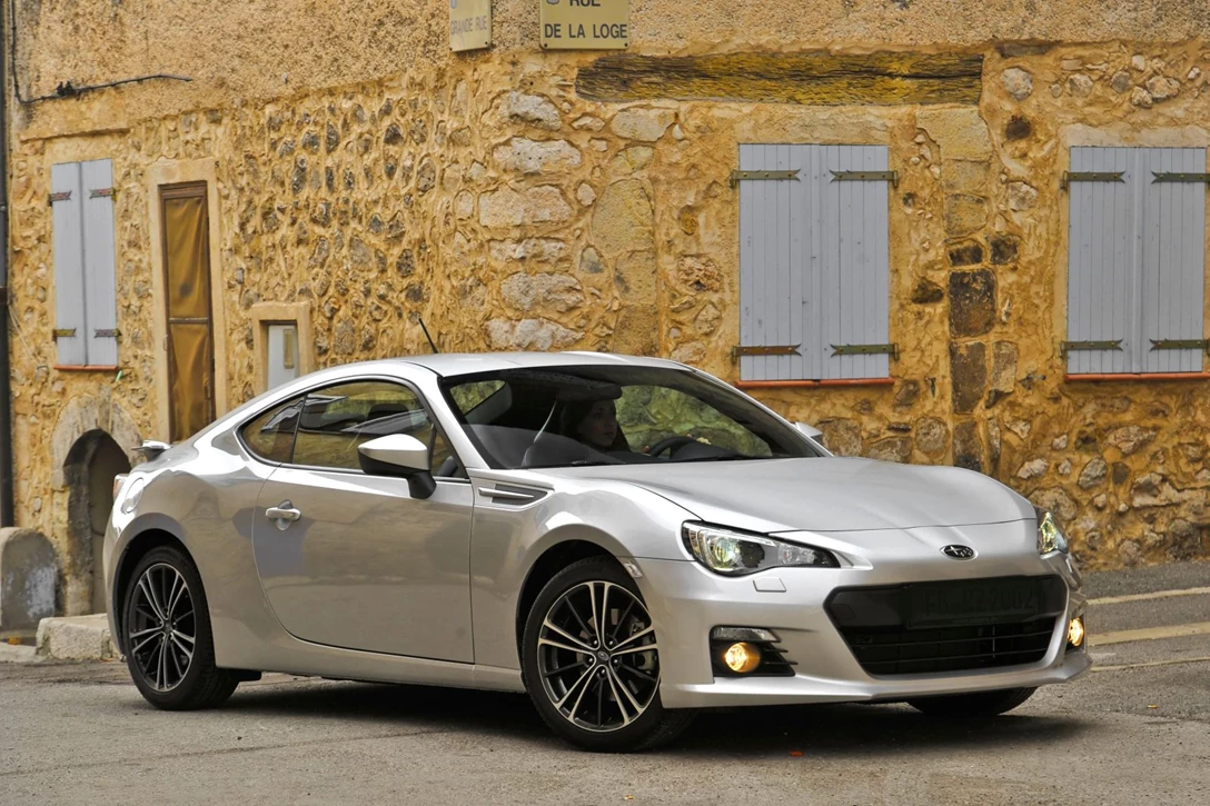 סובארו BRZ