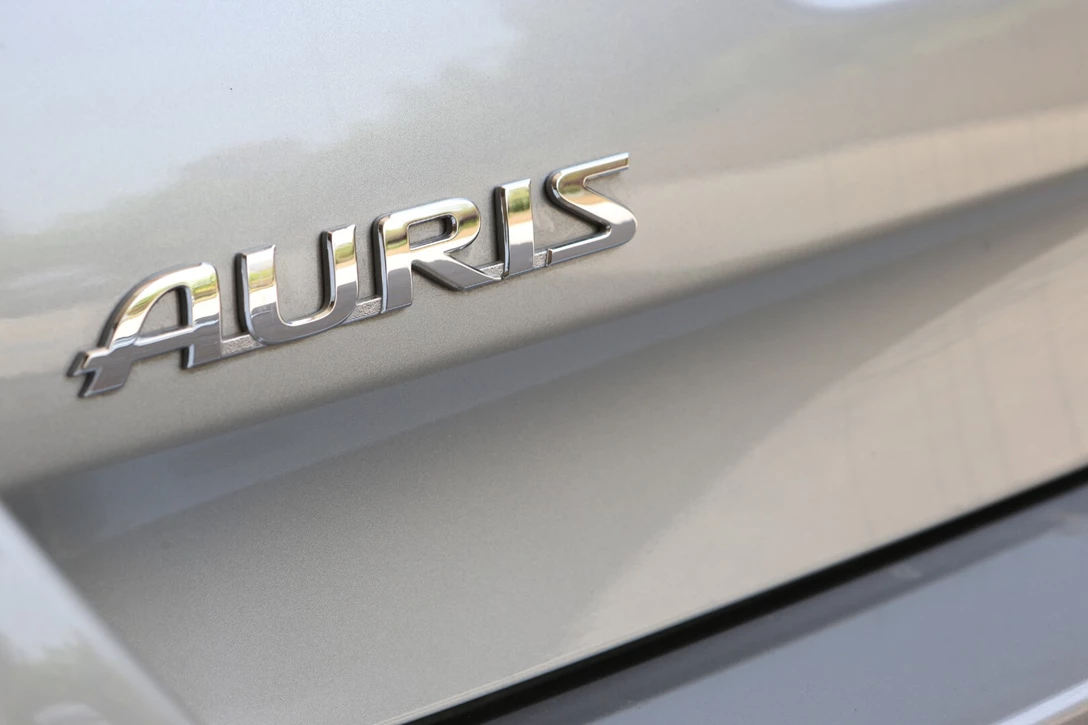 1628912-11-טויוטה אוריס מתיחת פנים אילן קליין (13).jpg