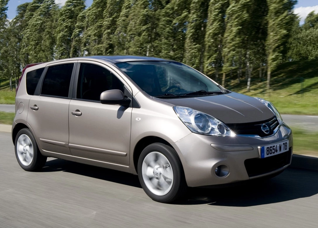 1600186-Nissan-Note-2009-1600-06.jpg