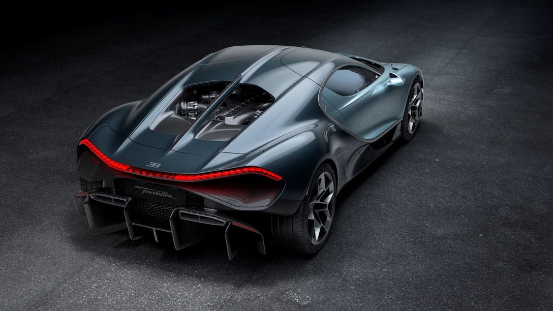 1698046-12 BUGATTI-World-Premiere-Presskit-Images-min.jpg