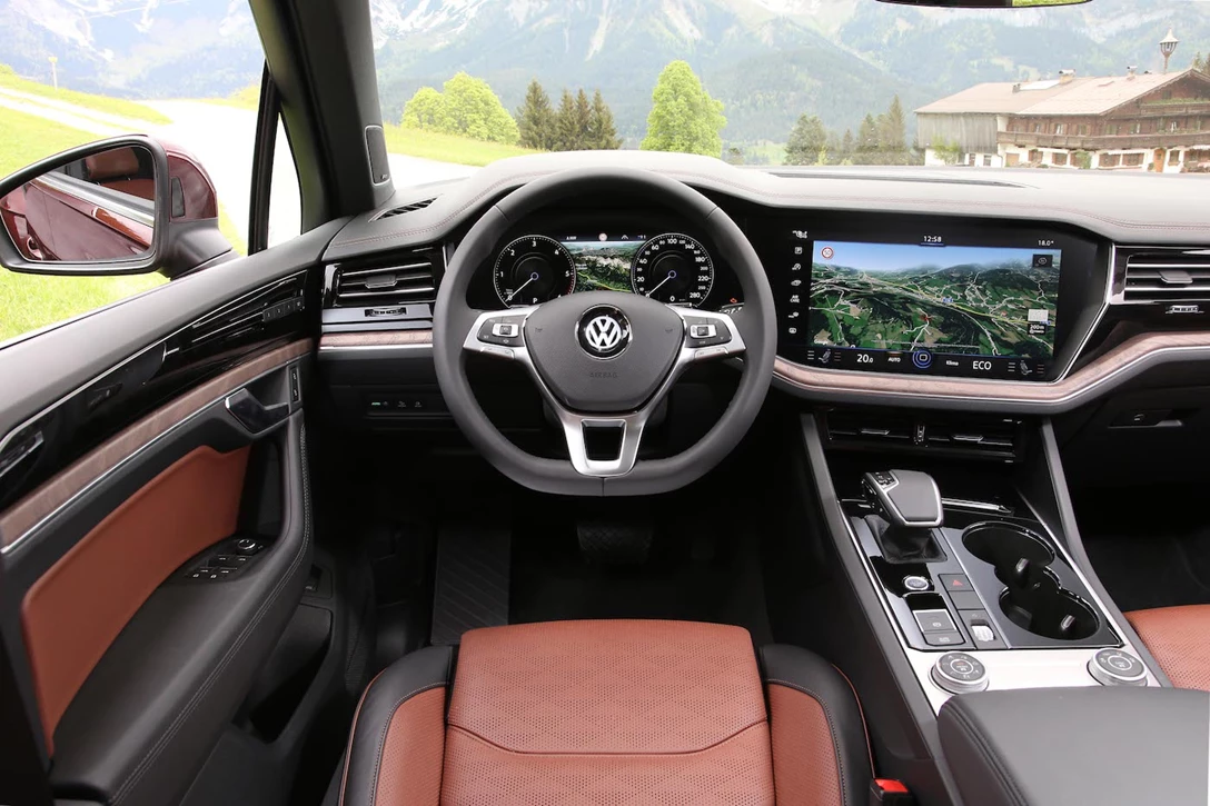 1595802-פולקסווגן טוארג - מבחן דרכים (השקה) (8).jpg