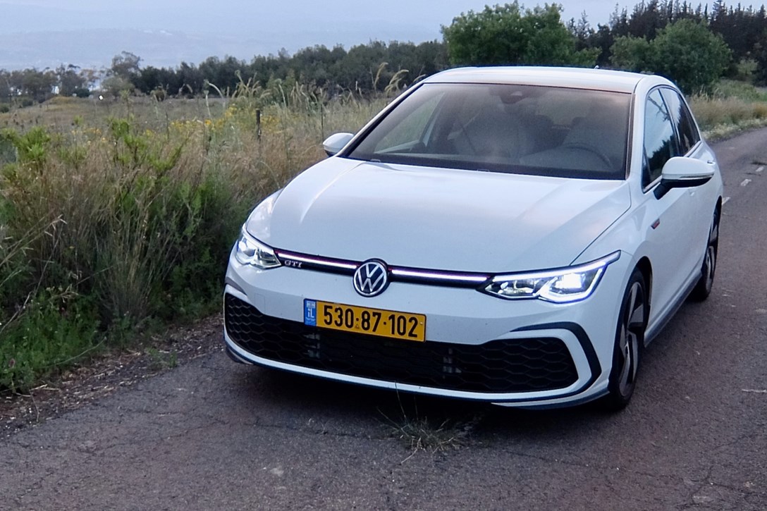 1643977-פולקסווגן גולף GTI מבחן דרכים - 2.jpeg